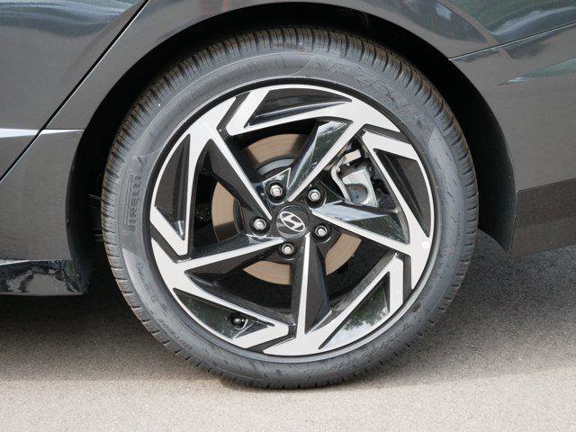New 2026 Hyundai Sonata SEL FWD image 4