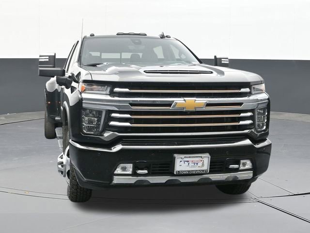 Used 2022 Chevrolet Silverado 3500 High Country w/ Snow Plow Prep/Camper Package image 24