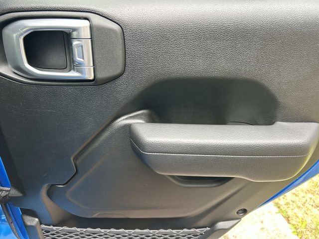 Used 2024 Jeep Wrangler Sport S image 24