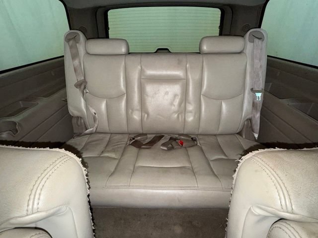 Used 2005 Chevrolet Suburban LT w/ Preferred Equipment Group AWD/4WD image 20