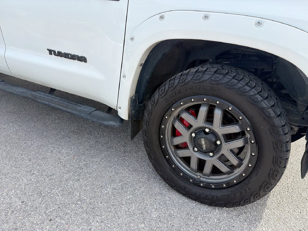 Used 2017 Toyota Tundra SR5 w/ TRD Off Road Package AWD/4WD image 36