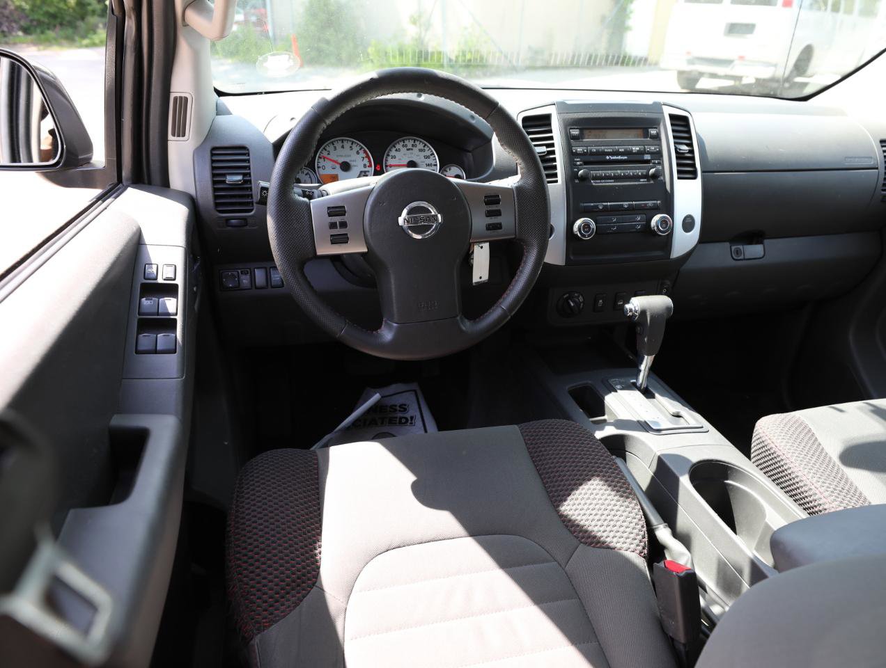 Used 2012 Nissan Frontier PRO-4X AWD/4WD image 13