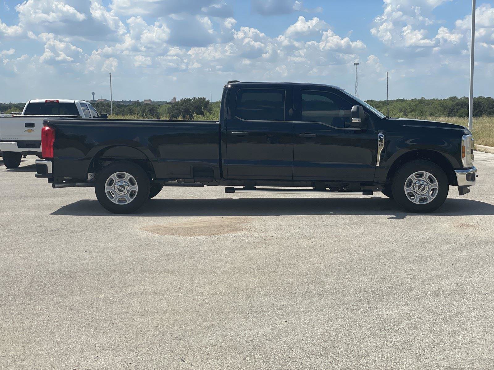 New 2026 Ford F350 XLT image 8