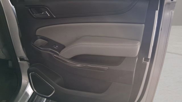 Used 2017 Chevrolet Suburban LT AWD/4WD image 20