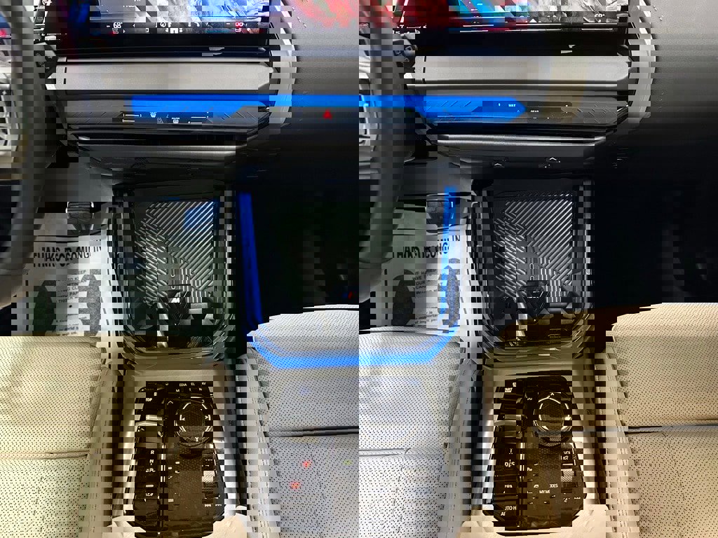 Used 2025 BMW X3 xDrive30i w/ M Sport Package image 35