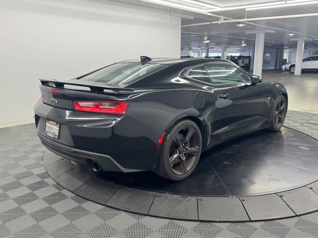 Used 2017 Chevrolet Camaro SS RWD image 5