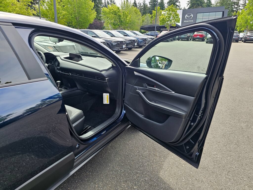 New 2026 MAZDA CX-30 AWD 2.5 S w/ Select Sport Pkg image 27