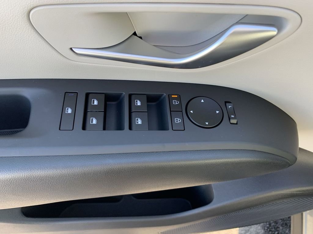 New 2026 Hyundai Tucson SEL image 13