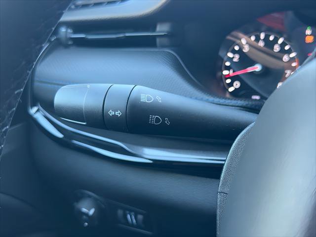 Used 2025 Jeep Compass Latitude w/ Convenience Group AWD/4WD image 25