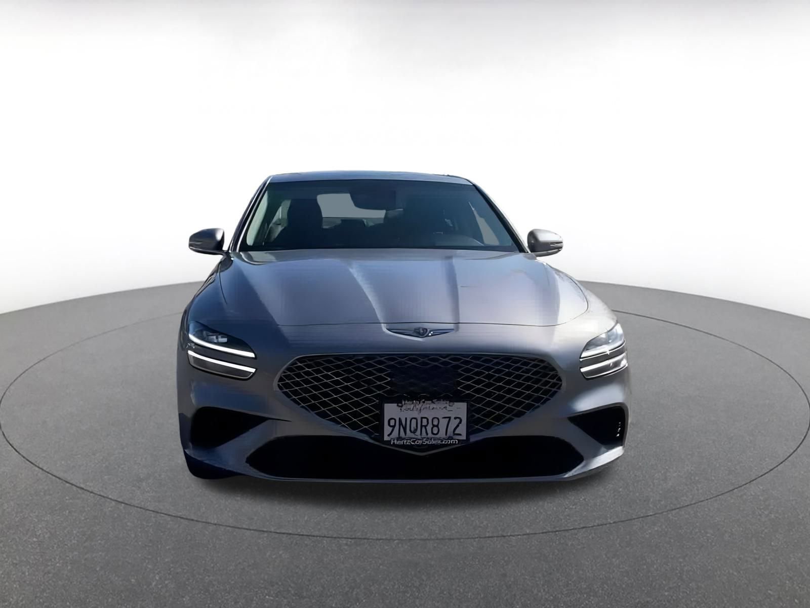 Used 2025 Genesis G70 2.5T image 3