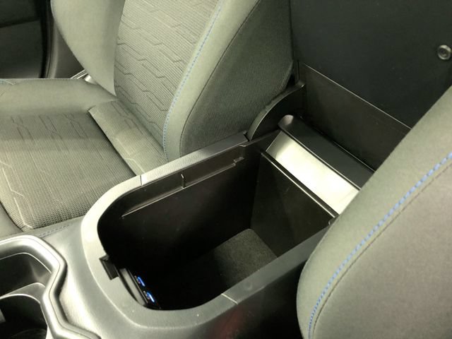 Used 2022 Toyota RAV4 SE w/ SE Grade Weather Package AWD/4WD image 26
