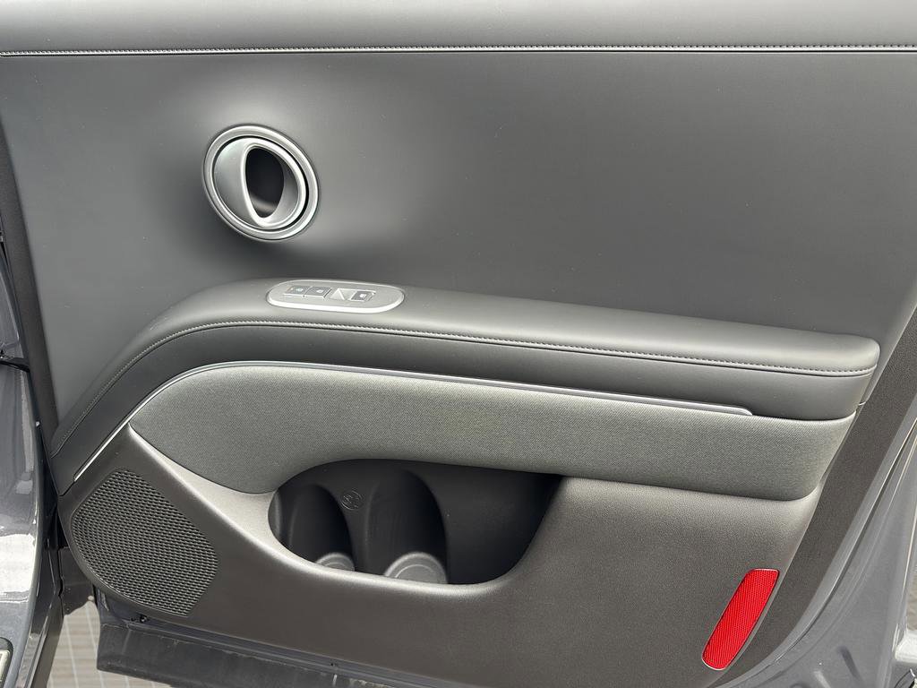 Certified 2026 Hyundai Palisade Calligraphy image 38