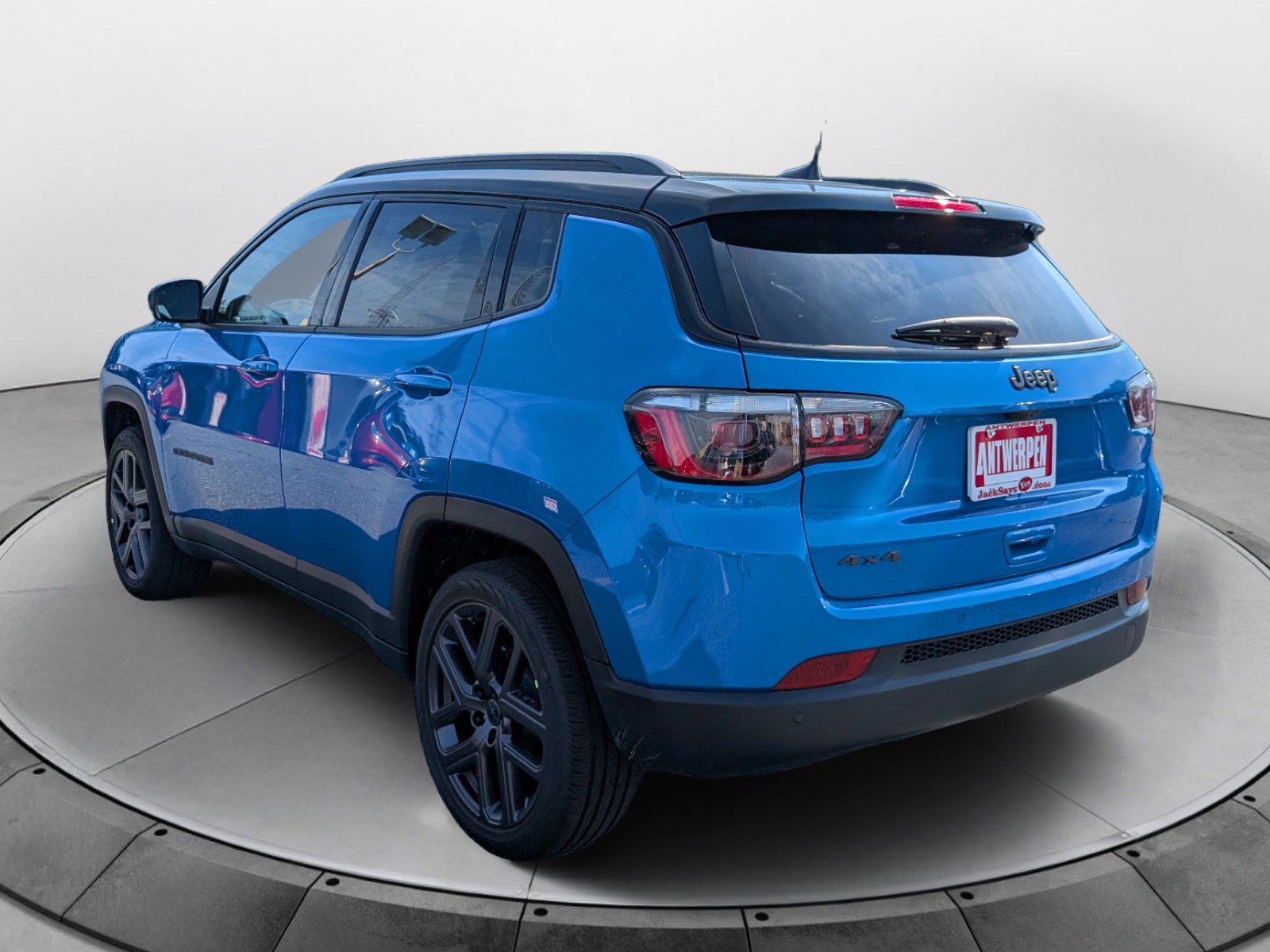 New 2025 Jeep Compass Limited w/ Sun & Sound Group AWD/4WD image 5