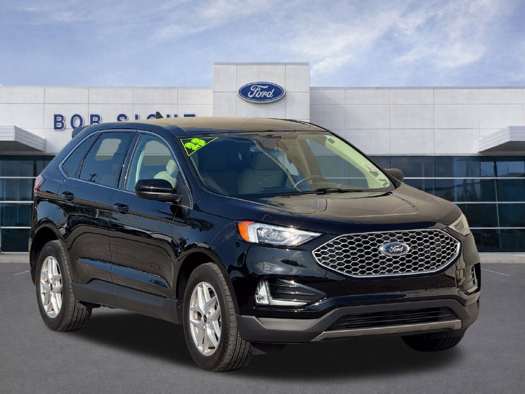 Used 2023 Ford Edge SEL w/ Convenience Package AWD/4WD image 2