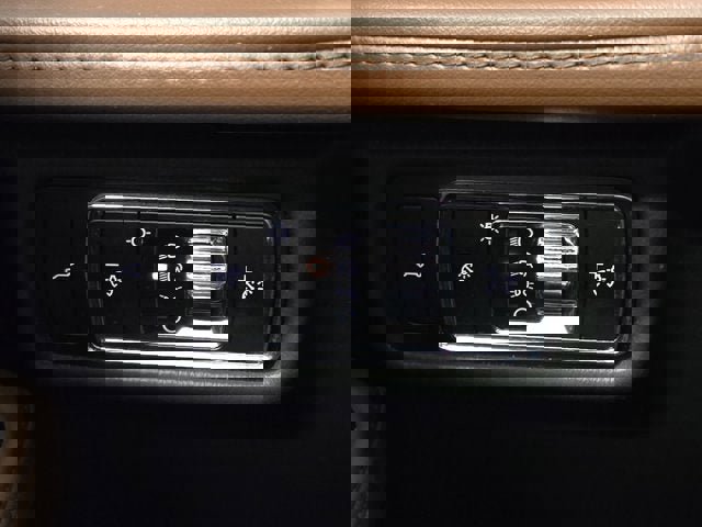 Used 2024 Lincoln Aviator Reserve w/ Equipment Group 201A image 27