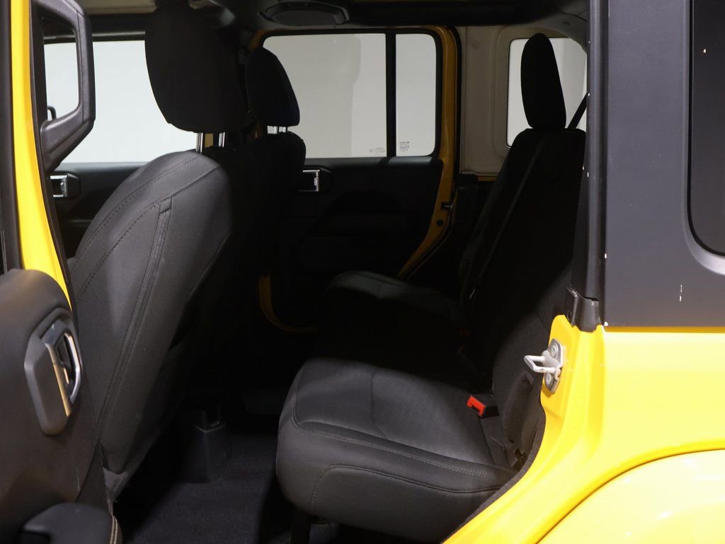 Used 2021 Jeep Wrangler Unlimited Sahara image 18