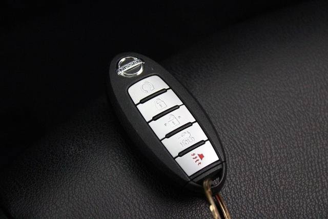 Certified 2023 Nissan Sentra SR w/ SR Premium Package FWD image 30