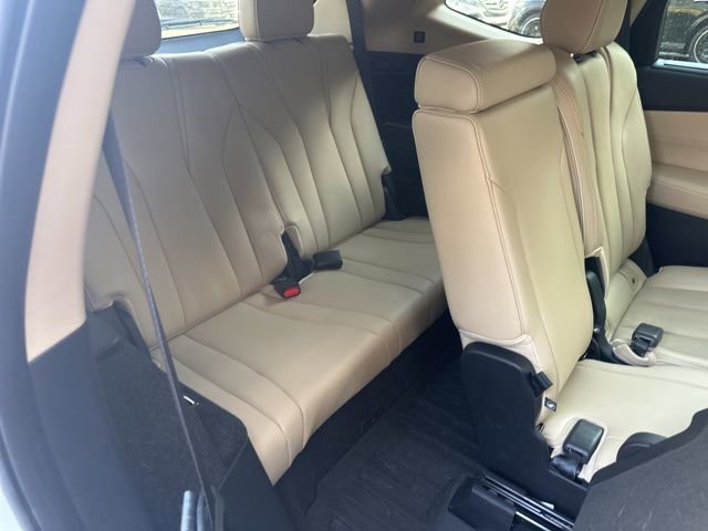 Used 2023 Acura MDX SH-AWD w/ Advance Package image 16