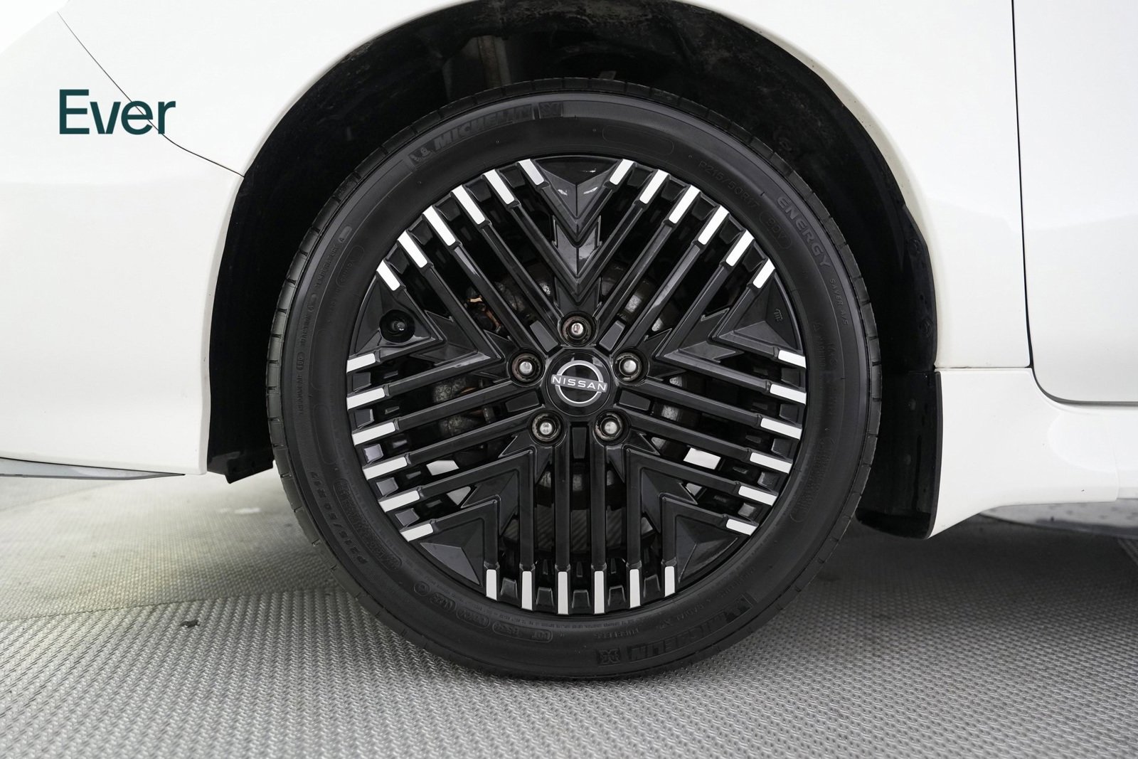 Used 2024 Nissan Leaf SV Plus image 17