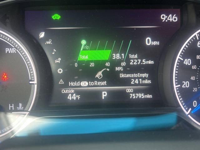 Used 2023 Toyota Venza XLE AWD/4WD image 9