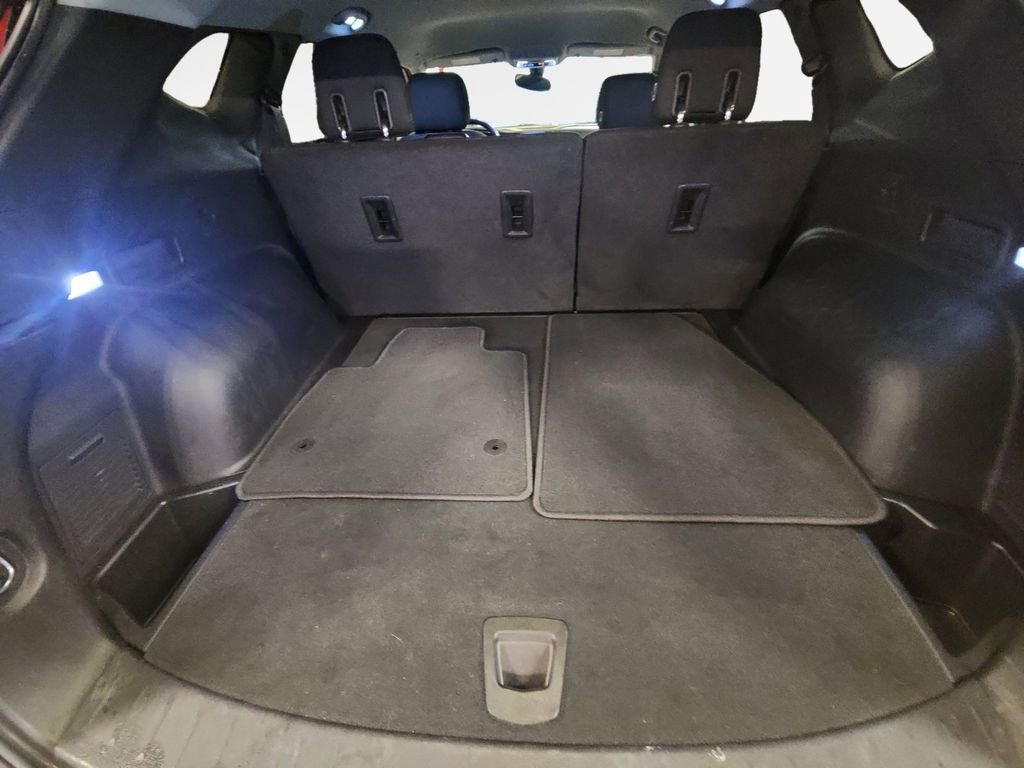 Used 2019 Chevrolet Blazer LT image 25