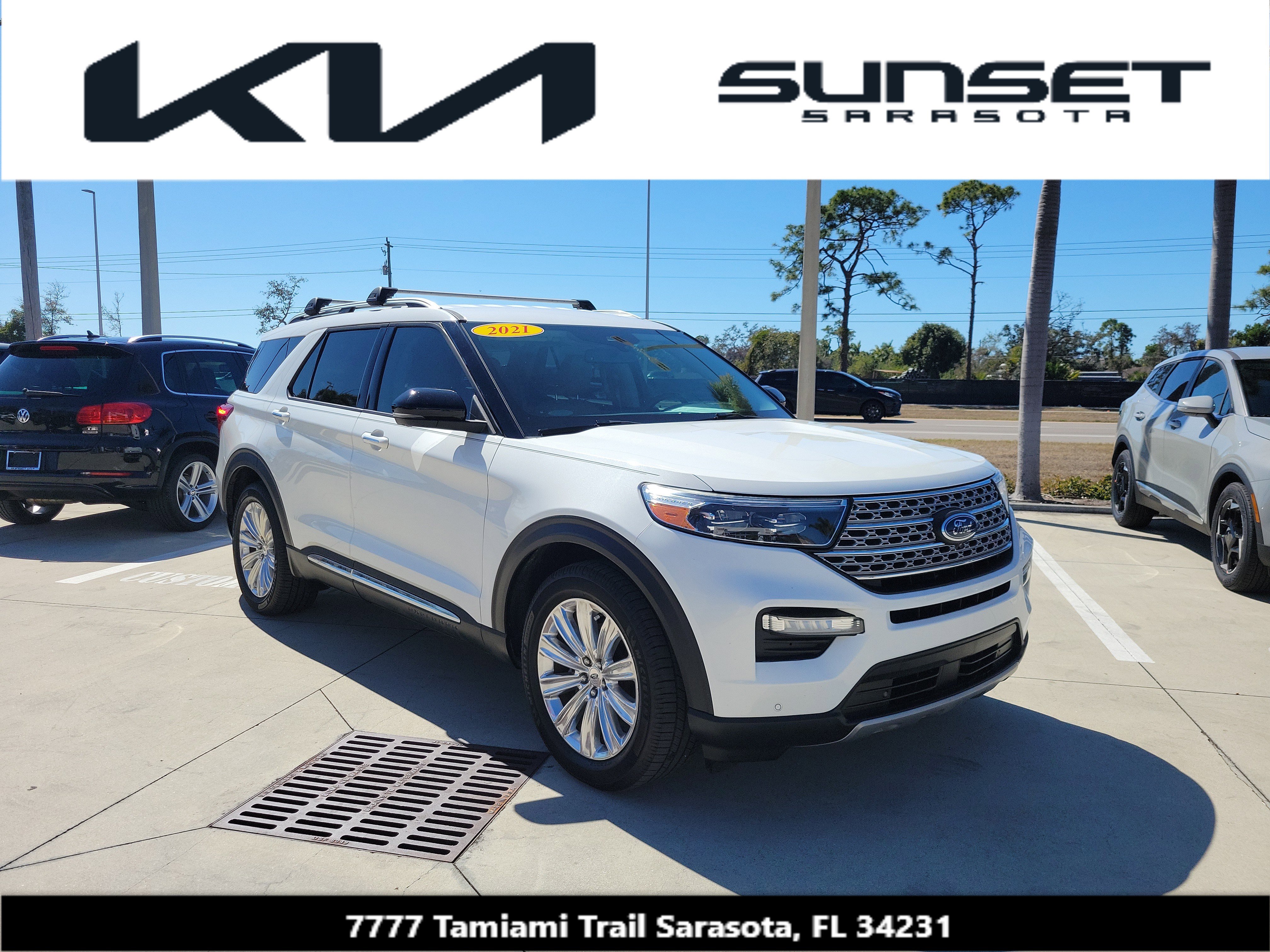 Used 2021 Ford Explorer Limited w/ Equipment Group 301A image 1