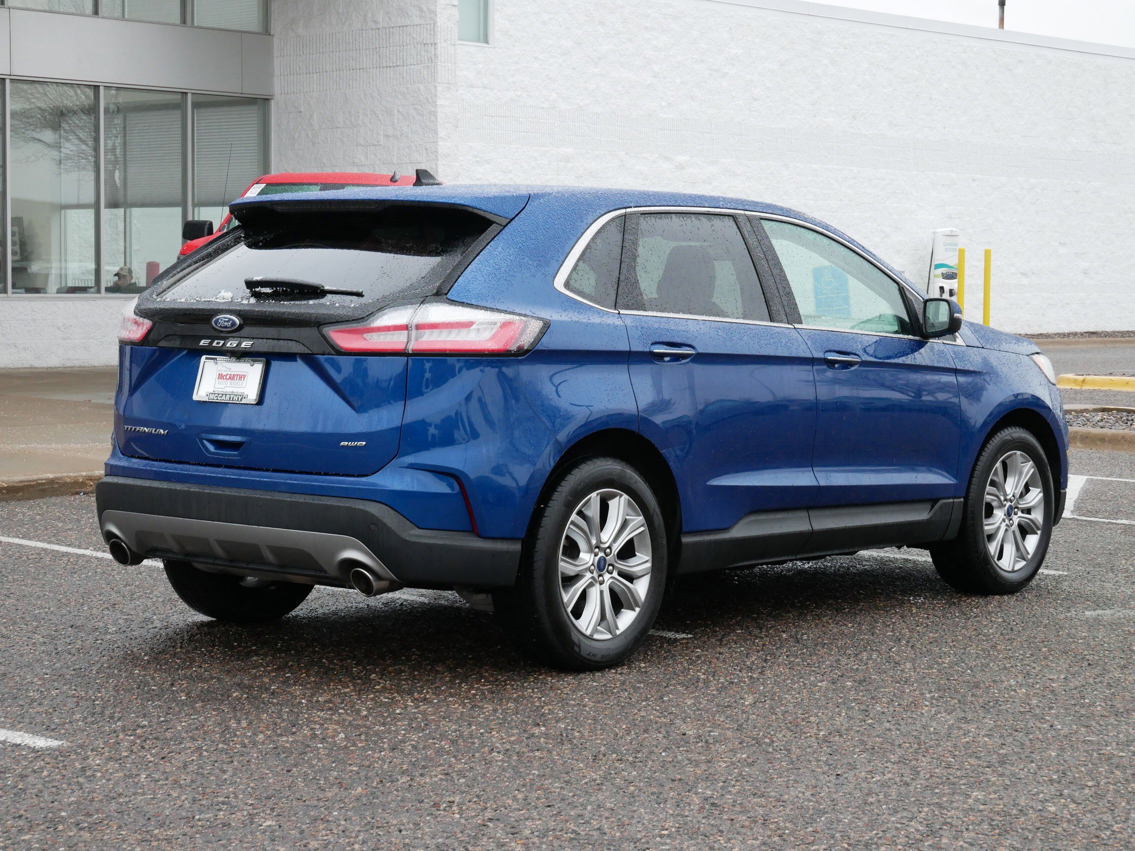 Used 2022 Ford Edge Titanium w/ Equipment Group 301A AWD/4WD image 3