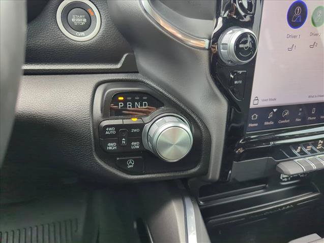 Used 2024 RAM 1500 Laramie AWD/4WD image 10