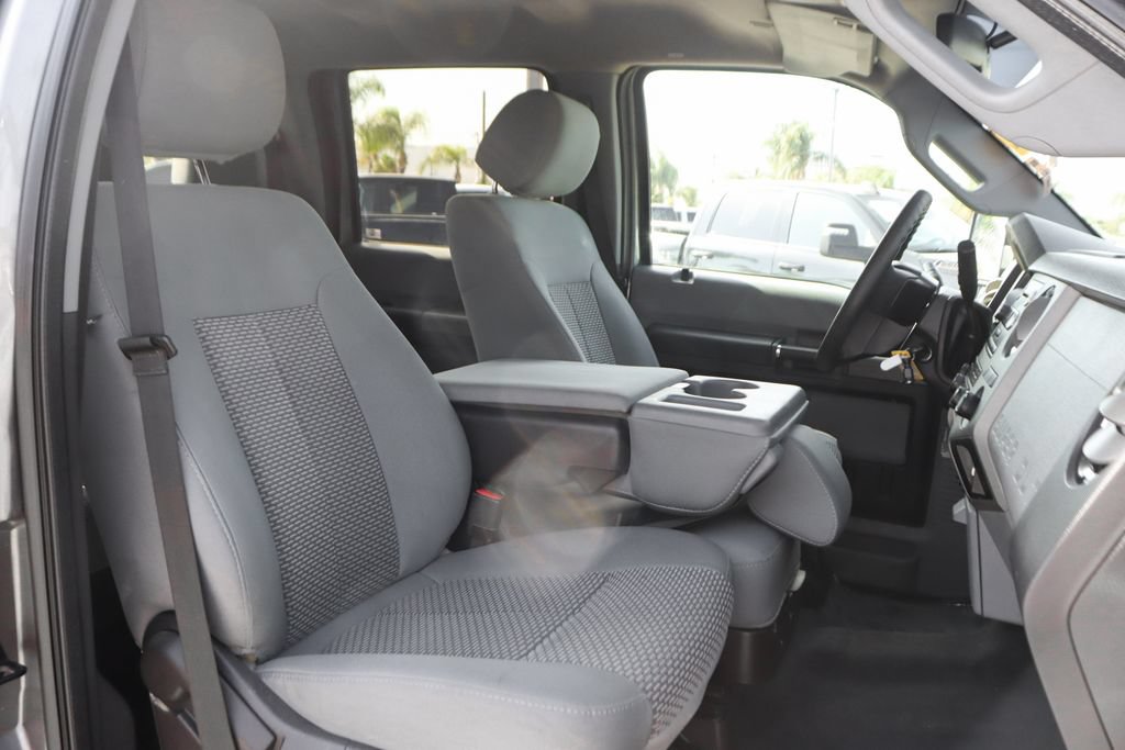 Used 2012 Ford F350 XLT w/ XLT Interior Pkg AWD/4WD image 35