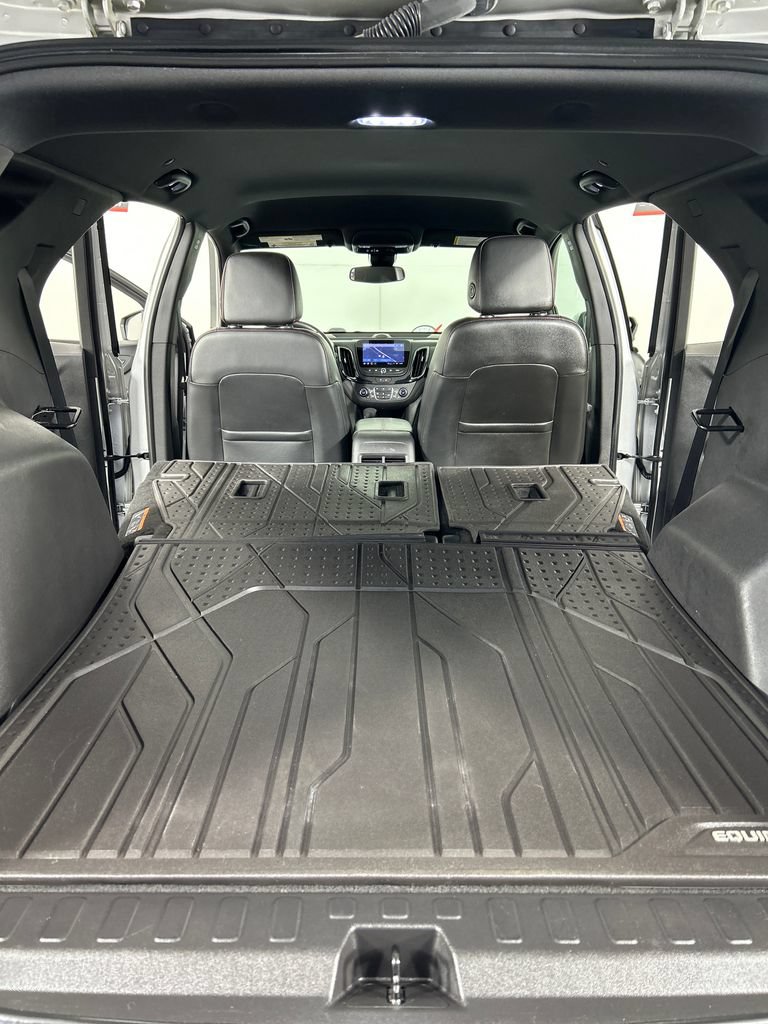 Used 2022 Chevrolet Equinox RS w/ RS Leather Package FWD image 20