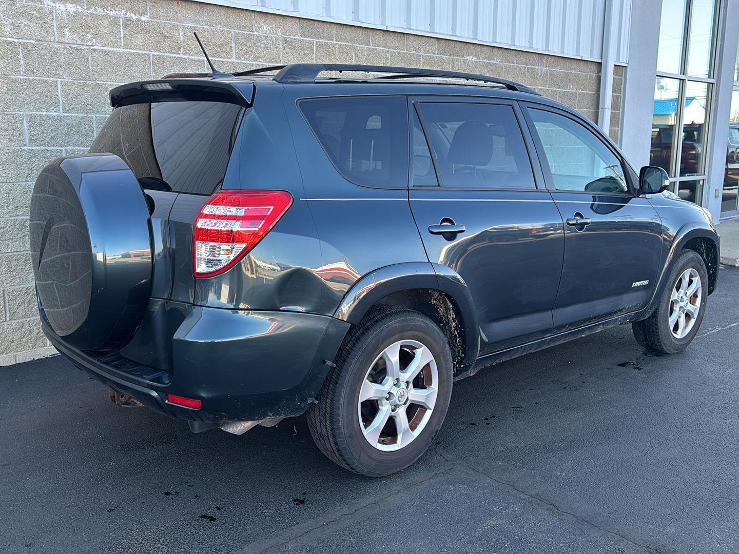 Used 2010 Toyota RAV4 Limited image 3