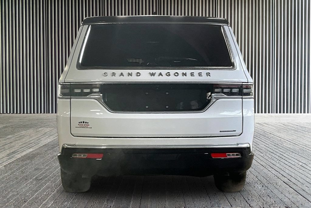 Used 2024 Jeep Grand Wagoneer L Series III AWD/4WD image 4
