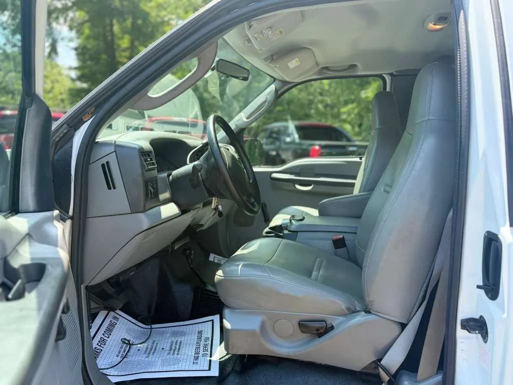 Used 2004 Ford F350 XL AWD/4WD image 10