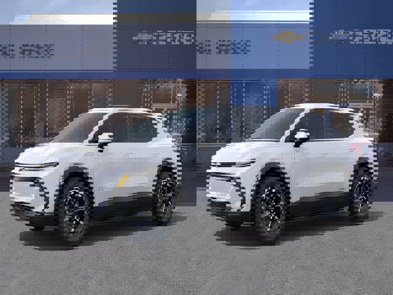 New 2026 Chevrolet Equinox EV LT image 2