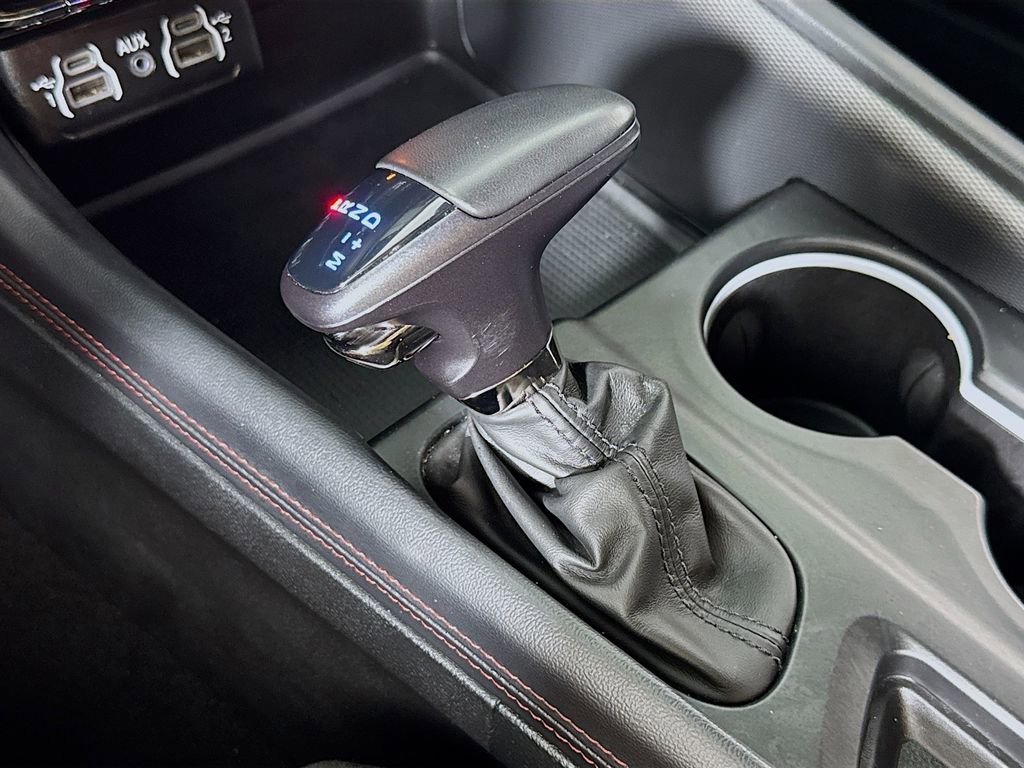 Used 2025 Dodge Durango GT AWD/4WD image 17