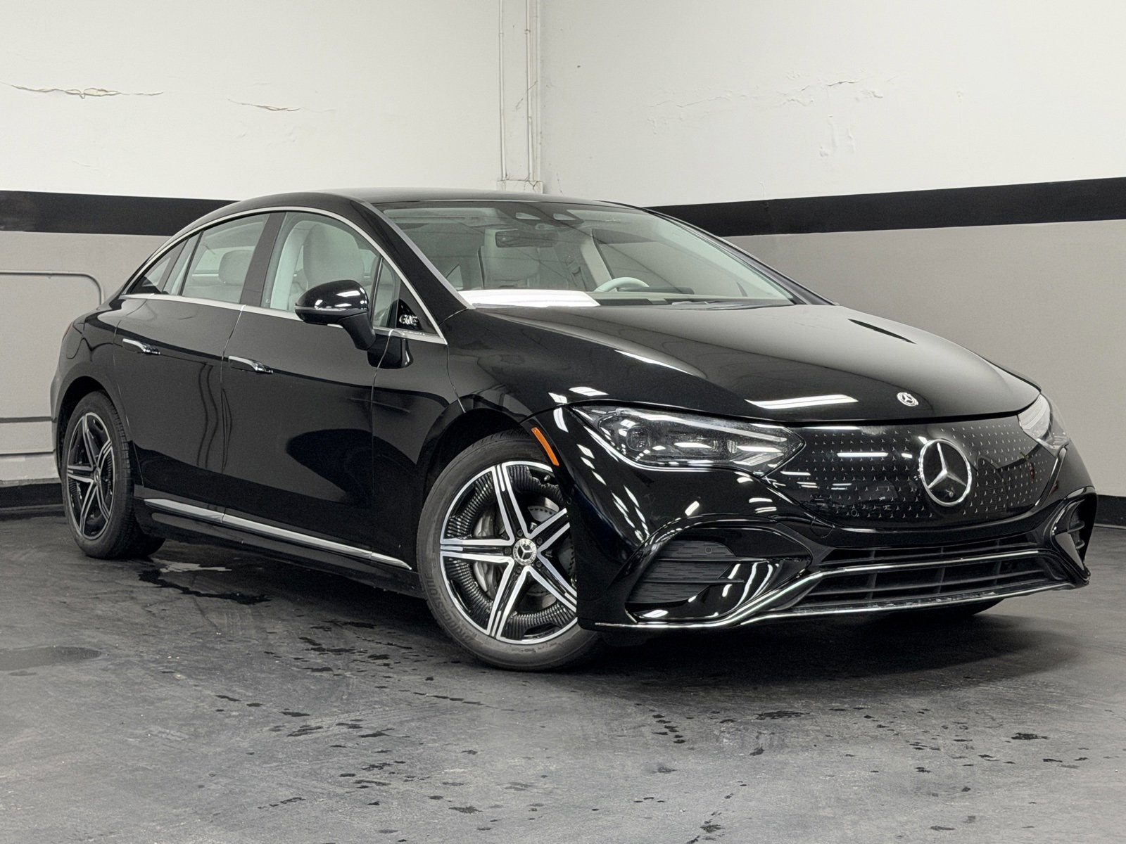 Certified 2023 Mercedes-Benz EQE 350+ 350 Sedan image 2