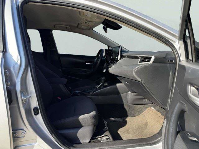 Used 2020 Toyota Corolla LE FWD image 43