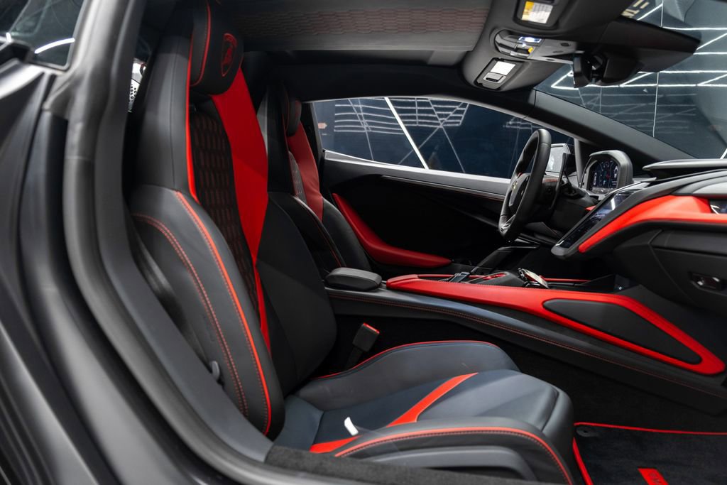 Used 2024 Lamborghini Revuelto image 42