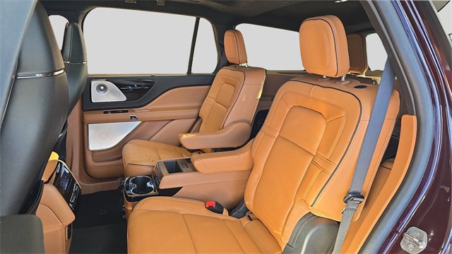 Used 2023 Lincoln Aviator Black Label Grand Touring image 16