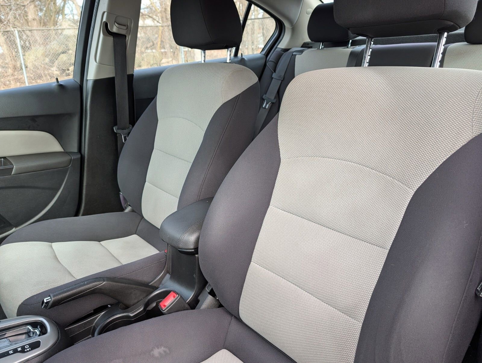 Used 2013 Chevrolet Cruze LS image 12