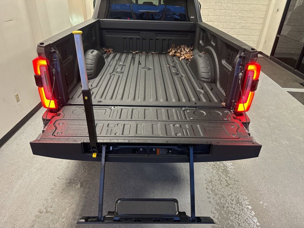 New 2026 Ford F350 Platinum w/ Tremor Off-Road Package image 48