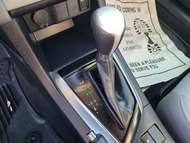 Used 2019 Toyota Corolla LE image 15