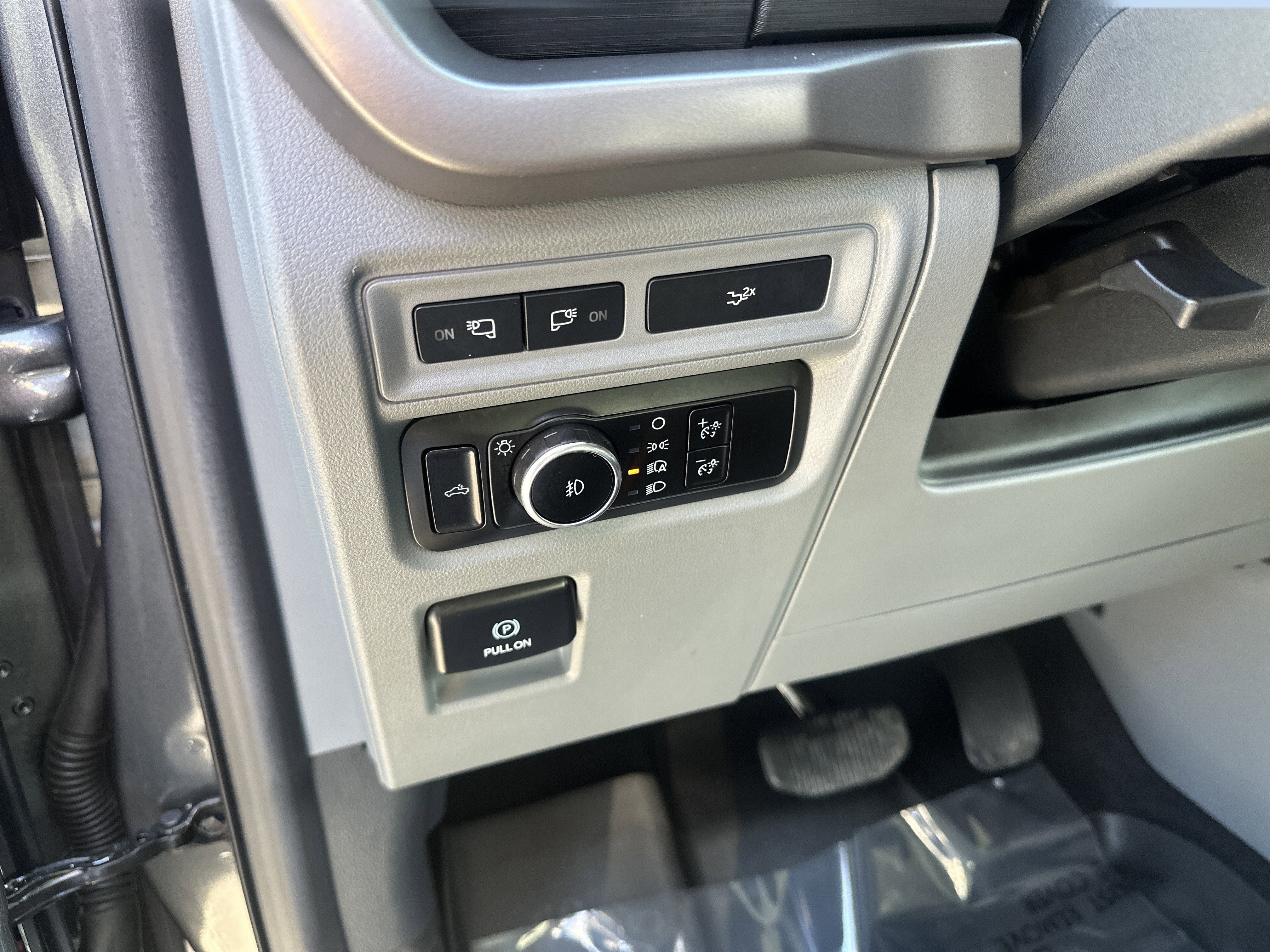 Used 2024 Ford F150 XLT w/ Equipment Group 302A MID image 11