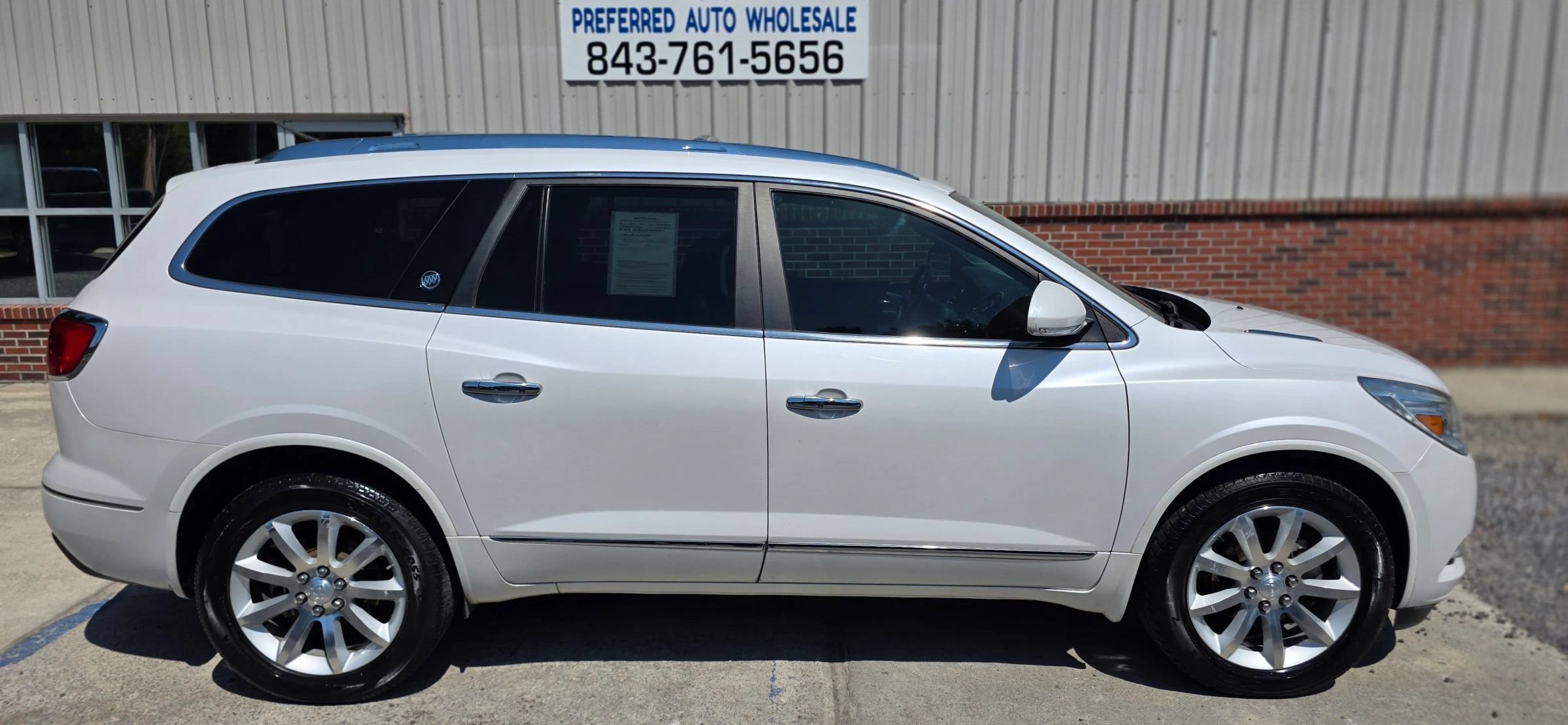 Used 2016 Buick Enclave Premium w/ Experience Buick Package FWD image 4