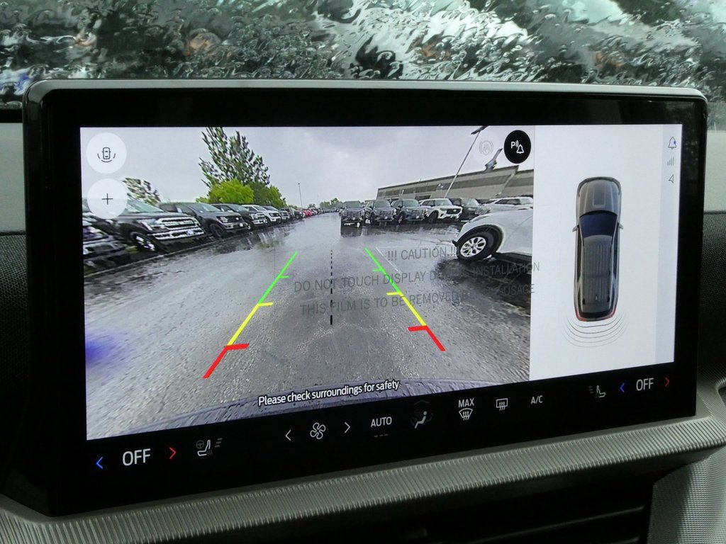 New 2025 Ford Explorer Active w/ Active Comfort Package image 8