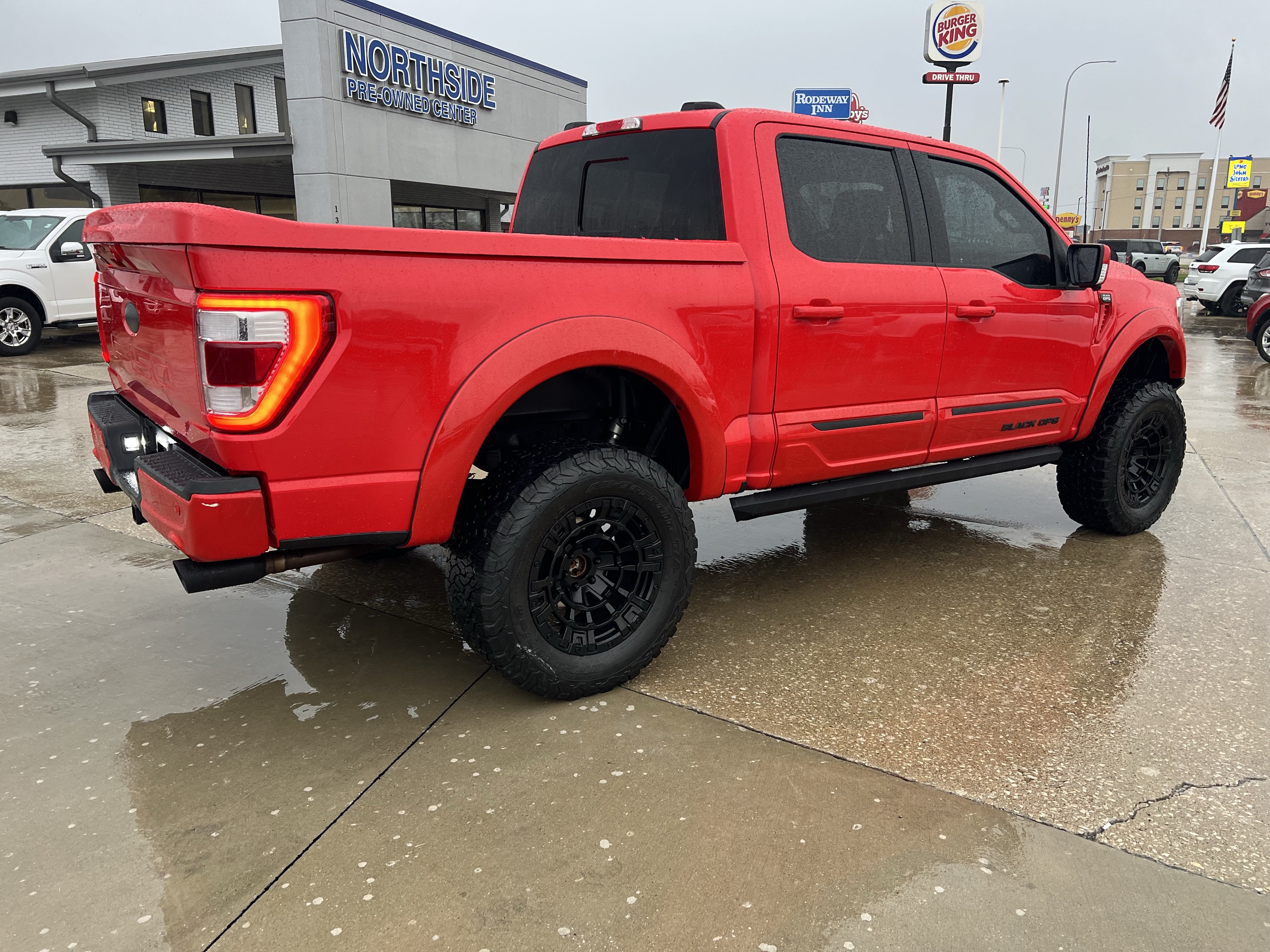 Used 2023 Ford F150 Lariat w/ Equipment Group 502A High AWD/4WD image 9