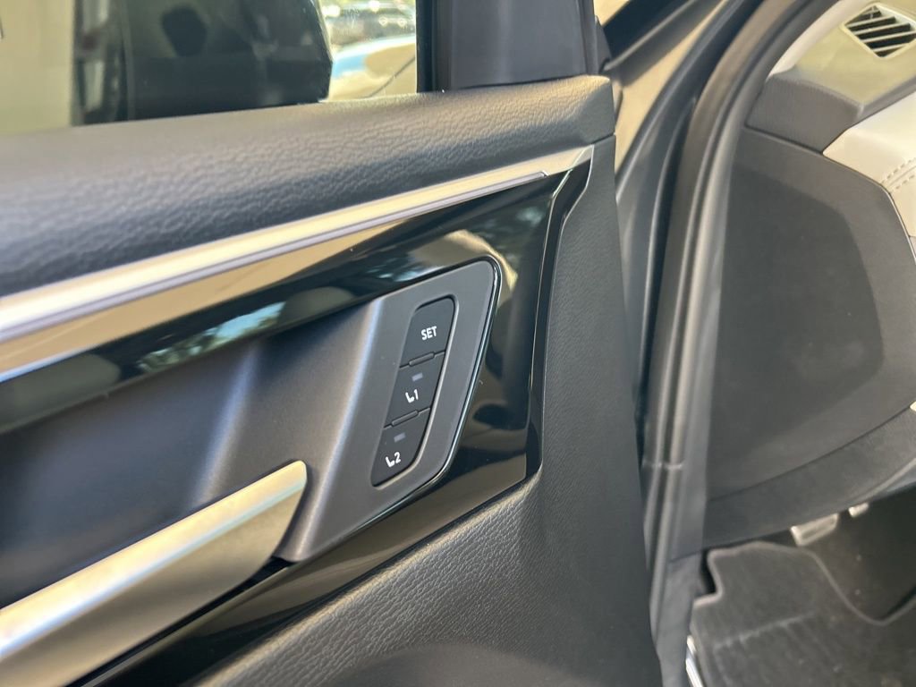 New 2025 Mitsubishi Outlander SEL image 39