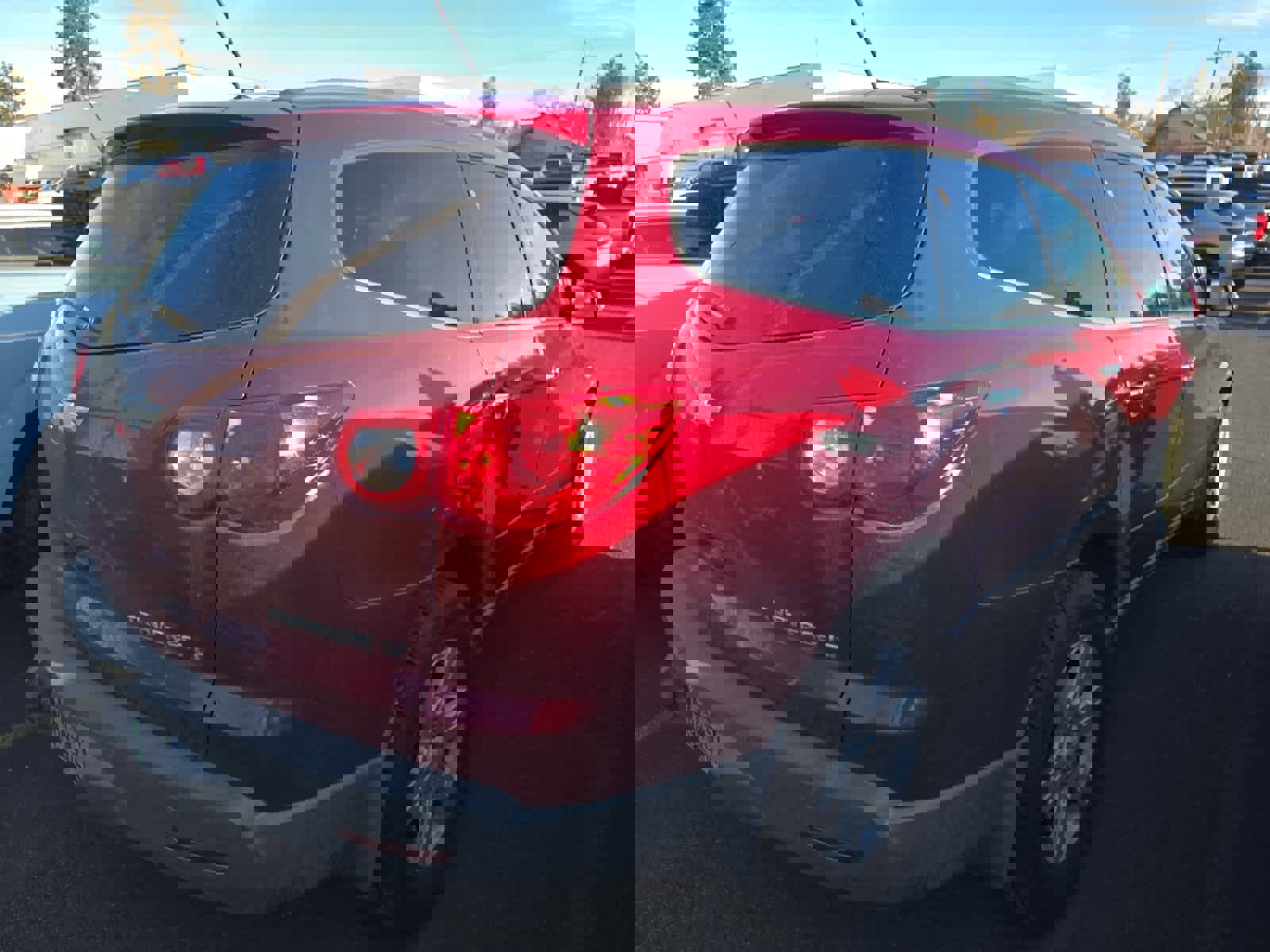 Used 2010 Chevrolet Traverse LT w/ Personal Connectivity Package image 2