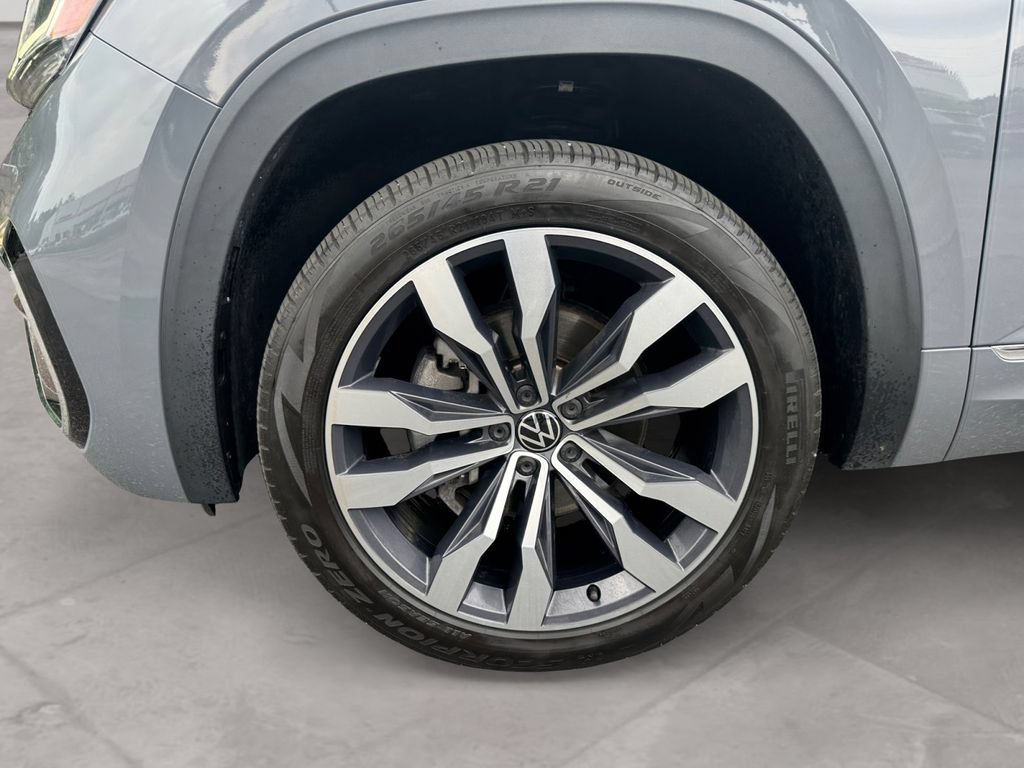 Used 2020 Volkswagen Atlas Cross Sport SEL R-Line AWD/4WD image 14