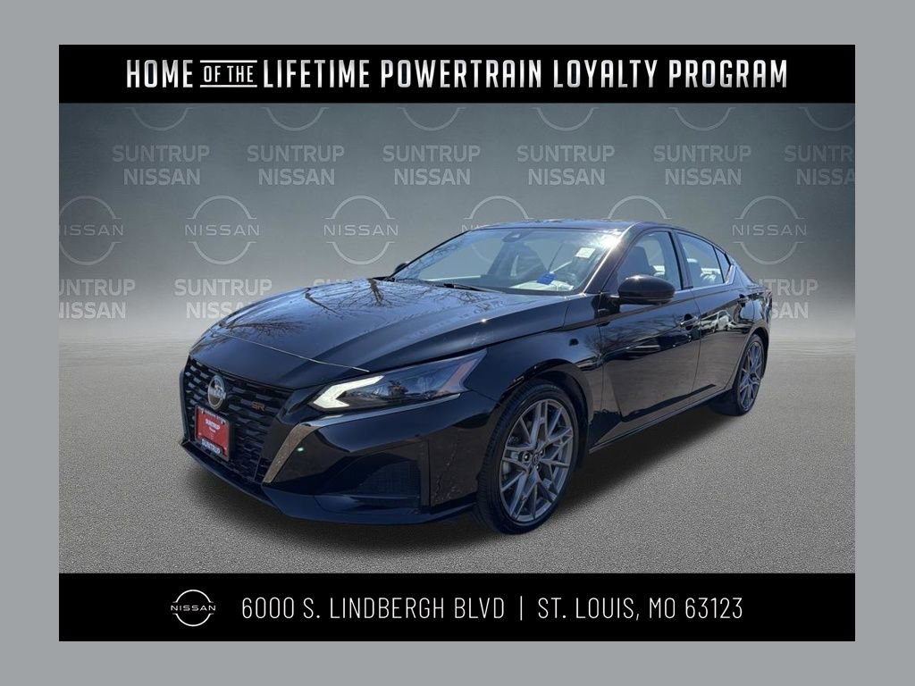 Used 2024 Nissan Altima 2.0 SR image 1